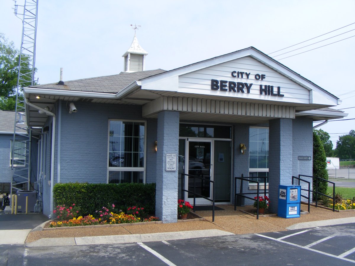 Forest Hills, TN - Berry Hill – Wikipédia, a enciclopédia livre